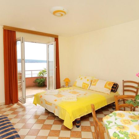 Apartments By The Sea Crikvenica - 2354 객실 사진