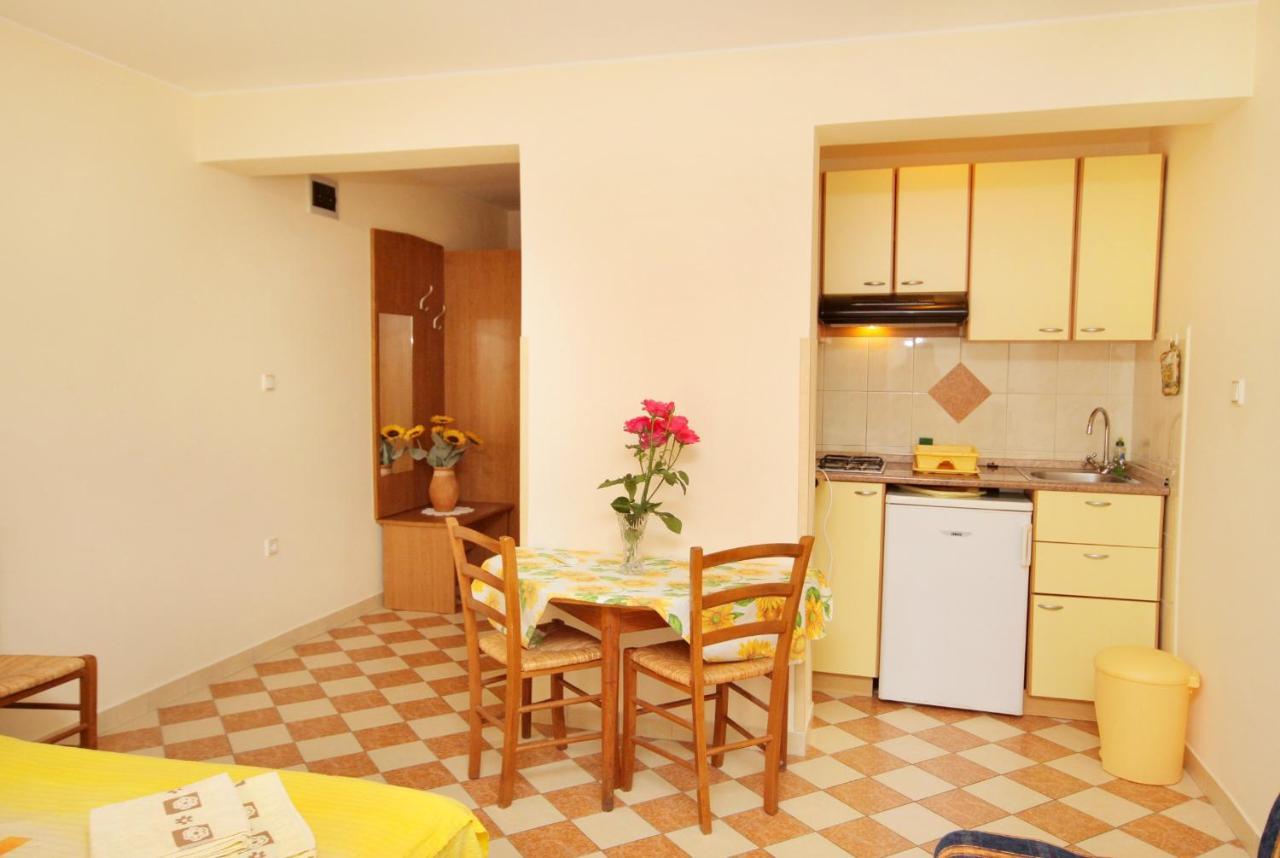 Apartments By The Sea Crikvenica - 2354 외부 사진