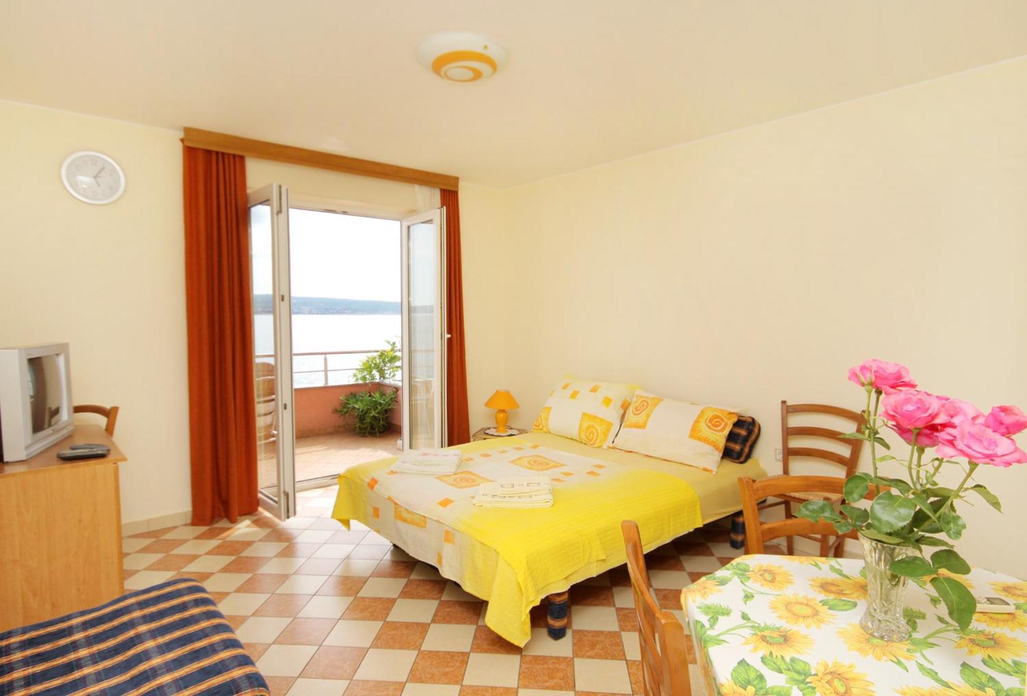 Apartments By The Sea Crikvenica - 2354 객실 사진